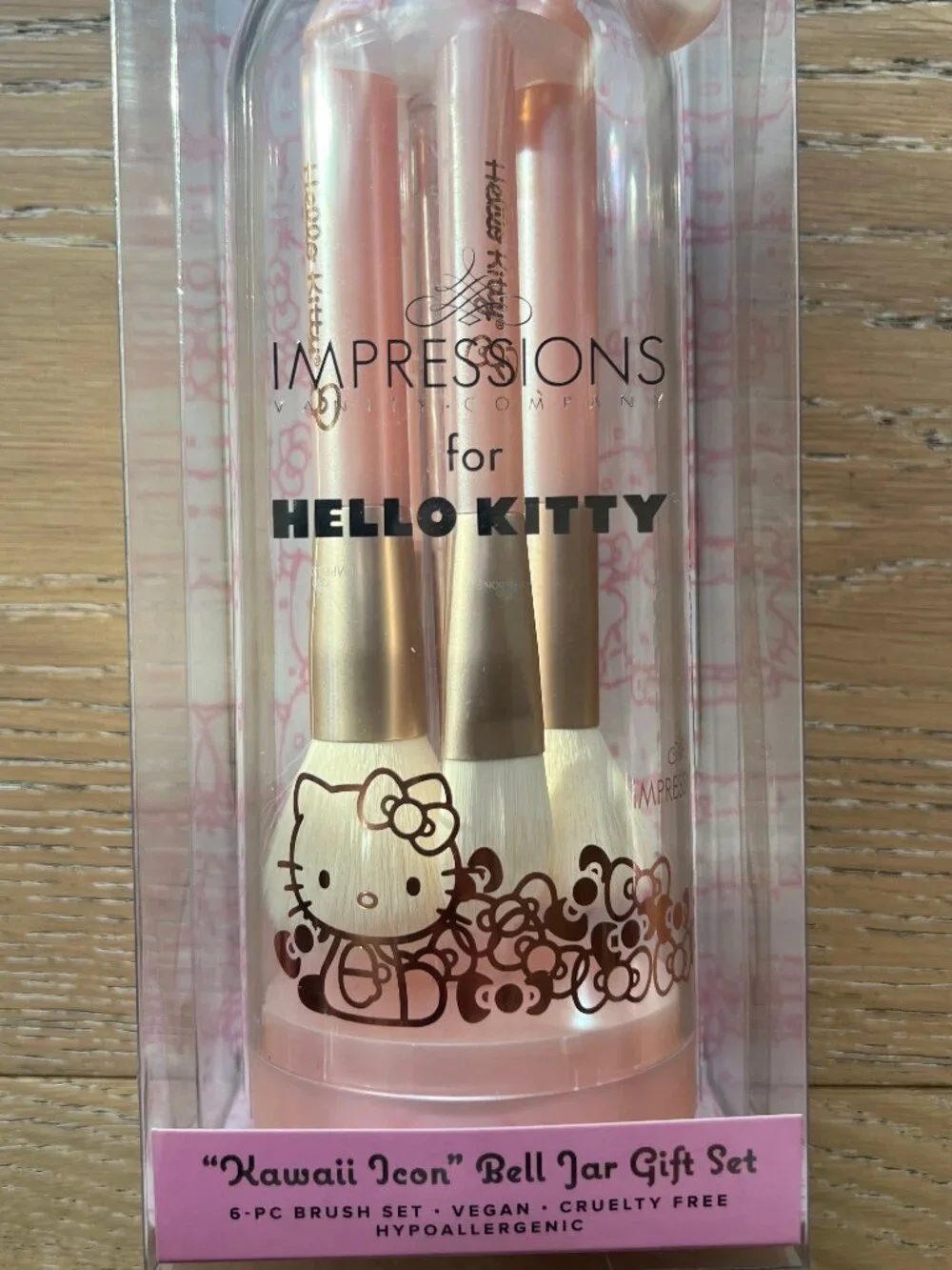 Hello Kitty Impressions 6pc Makeup Brushes